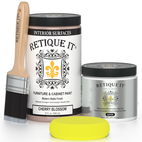 Retique It® FCP-CHBL-M paint in a container, showing a close-up of the vibrant blue paint color and product label.