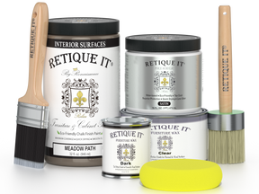 Quart of Retique It® Furniture & Cabinet Paint in Meadow Path, showing the smooth, painted surface of a furniture piece.
